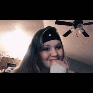 Meet your Posher, Kaelyn